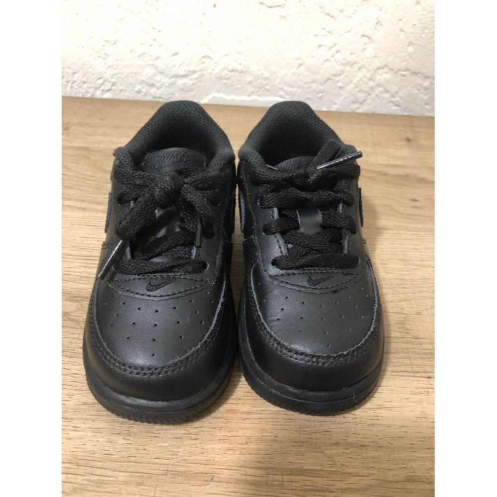 7c Nike Air Force One